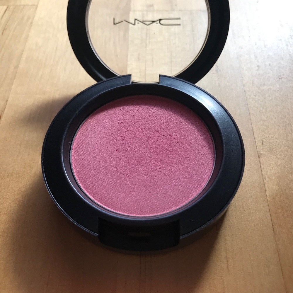 MAC Dollymix Sheertone Shimmer Blush